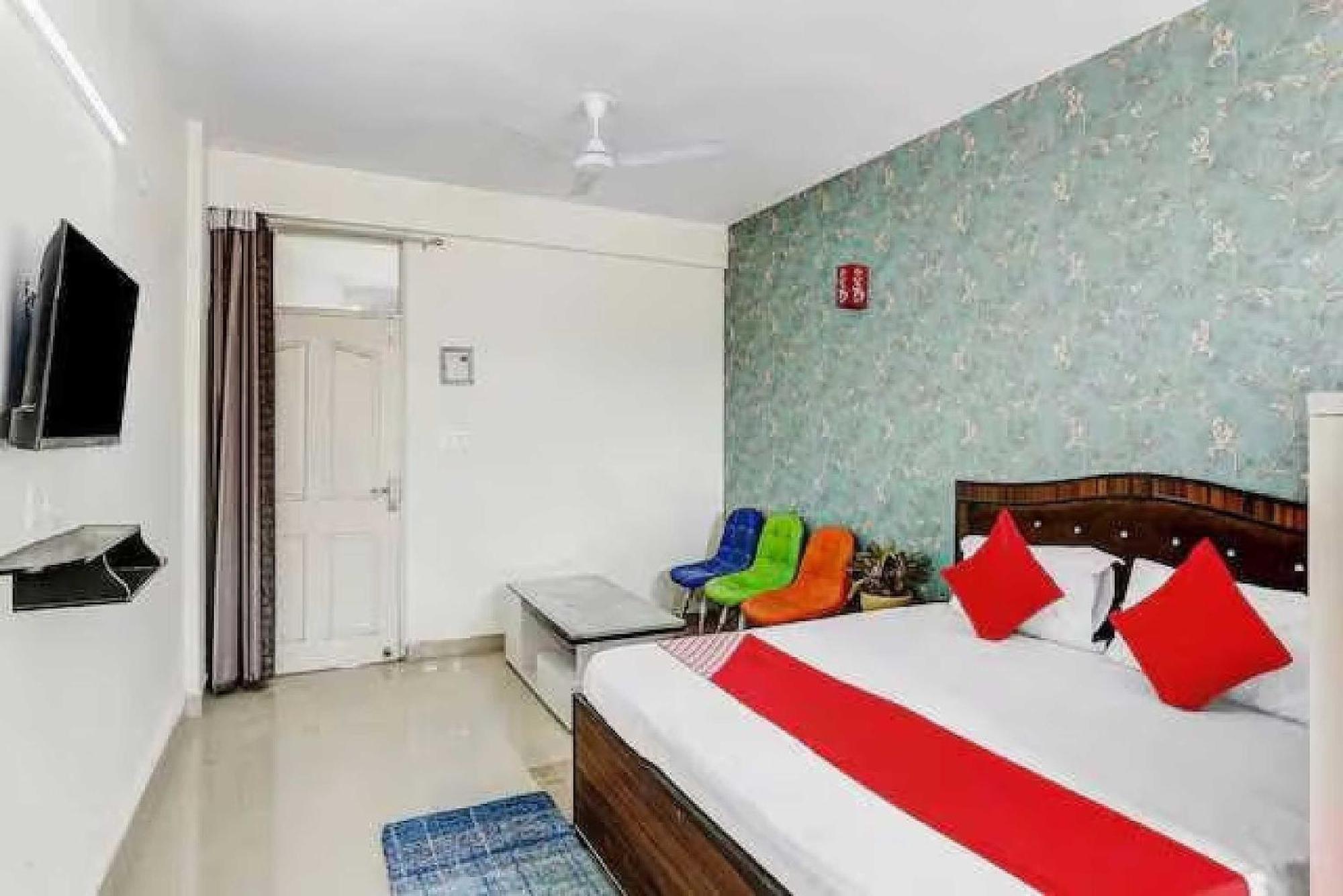 Hotel O Krishna Orchid Near Noida Sector 81 Metro Station المظهر الخارجي الصورة